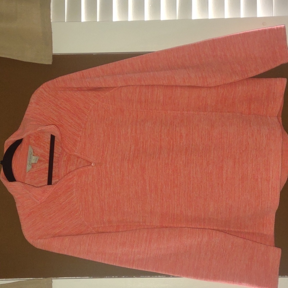 Guide Series women's pullover